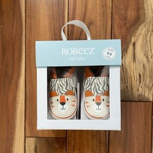 NIB Robeez Tiger leather shoes.